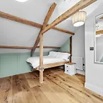 Tilly's Cosy Retreats - Nidd *